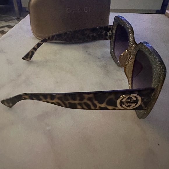 Pre Owned Gucci sunglasses - Picture 5 of 5